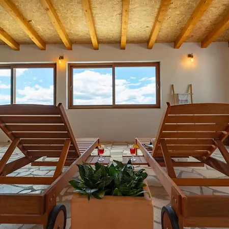 Holiday home Jugo *